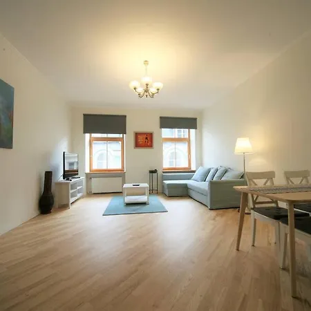 Old Town 2 Bedroom / Location