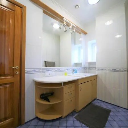 Old Town 2 Bedroom / Location Apartment Riga