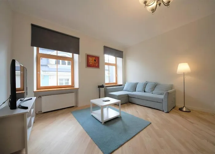 Old Town 2 Bedroom / Location Апартаменти *