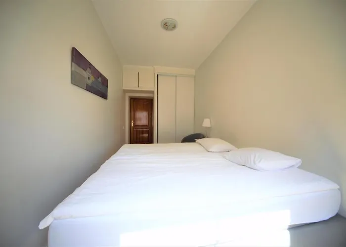 Apartament Old Town 2 Bedroom / Location *